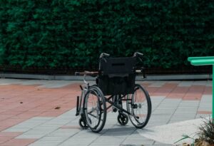 Fauteuil roulant vide